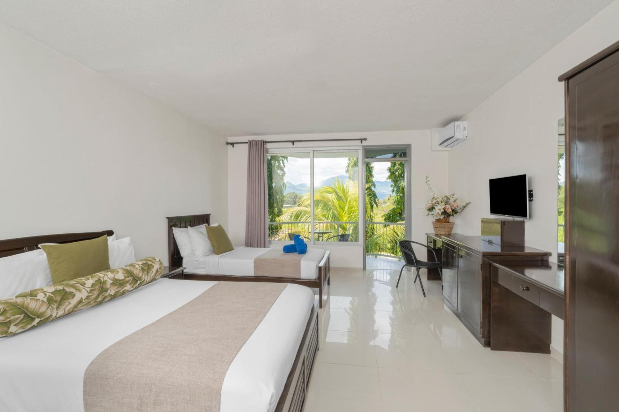 Trans International Hotel Nadi Exterior photo